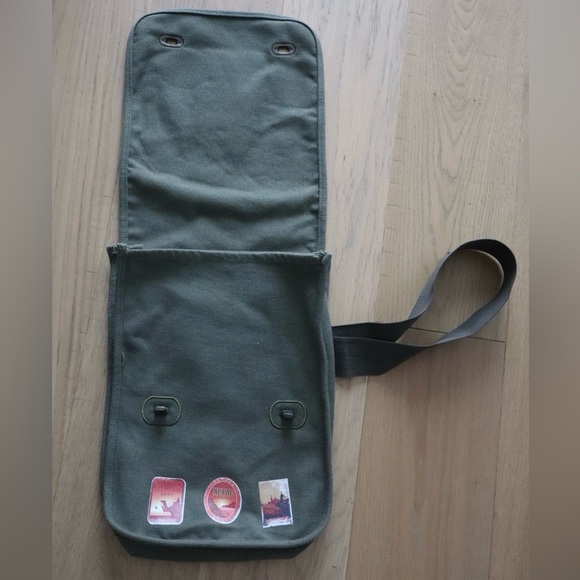 Disney Indiana Jones Canvas Messenger Crossbody Bag Adventure Satchel - Picture 2 of 6